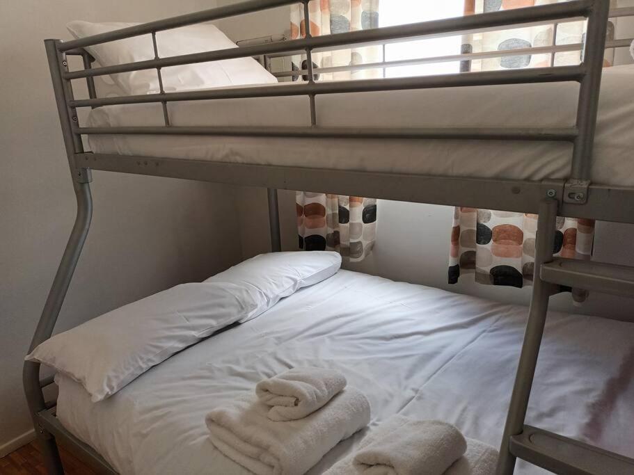 Homely 2 Bed On Popular Sunbeach Holiday Village- 5Min Walk To Beach, Near Great Yarmouth & Norfolk Broads Scratby Eksteriør billede